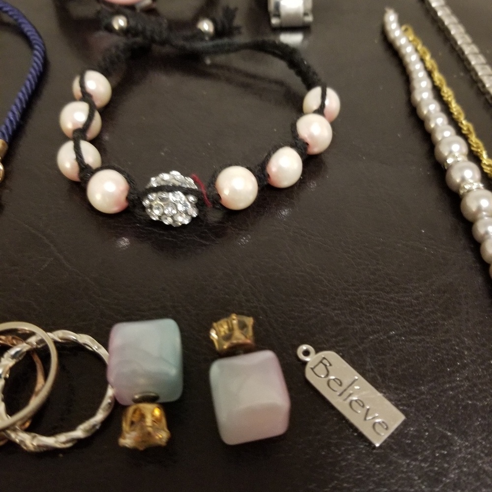 Jewelry Lot FIRM - Picture 2 of 8